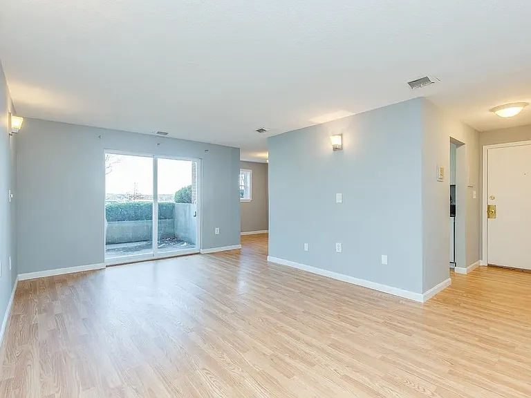 8 Louisburg Sq #1 — Photo 1