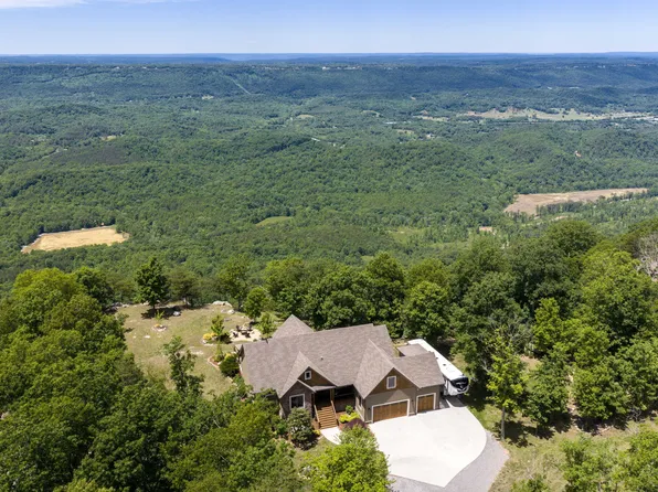 3099 Sunset Dr, Rising Fawn, GA 30738