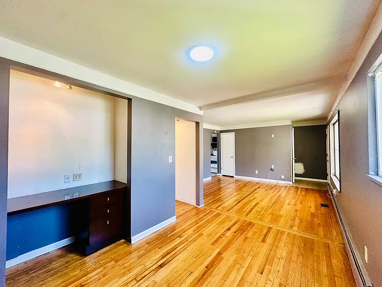 14948 Chesterfield Ave — Photo 6