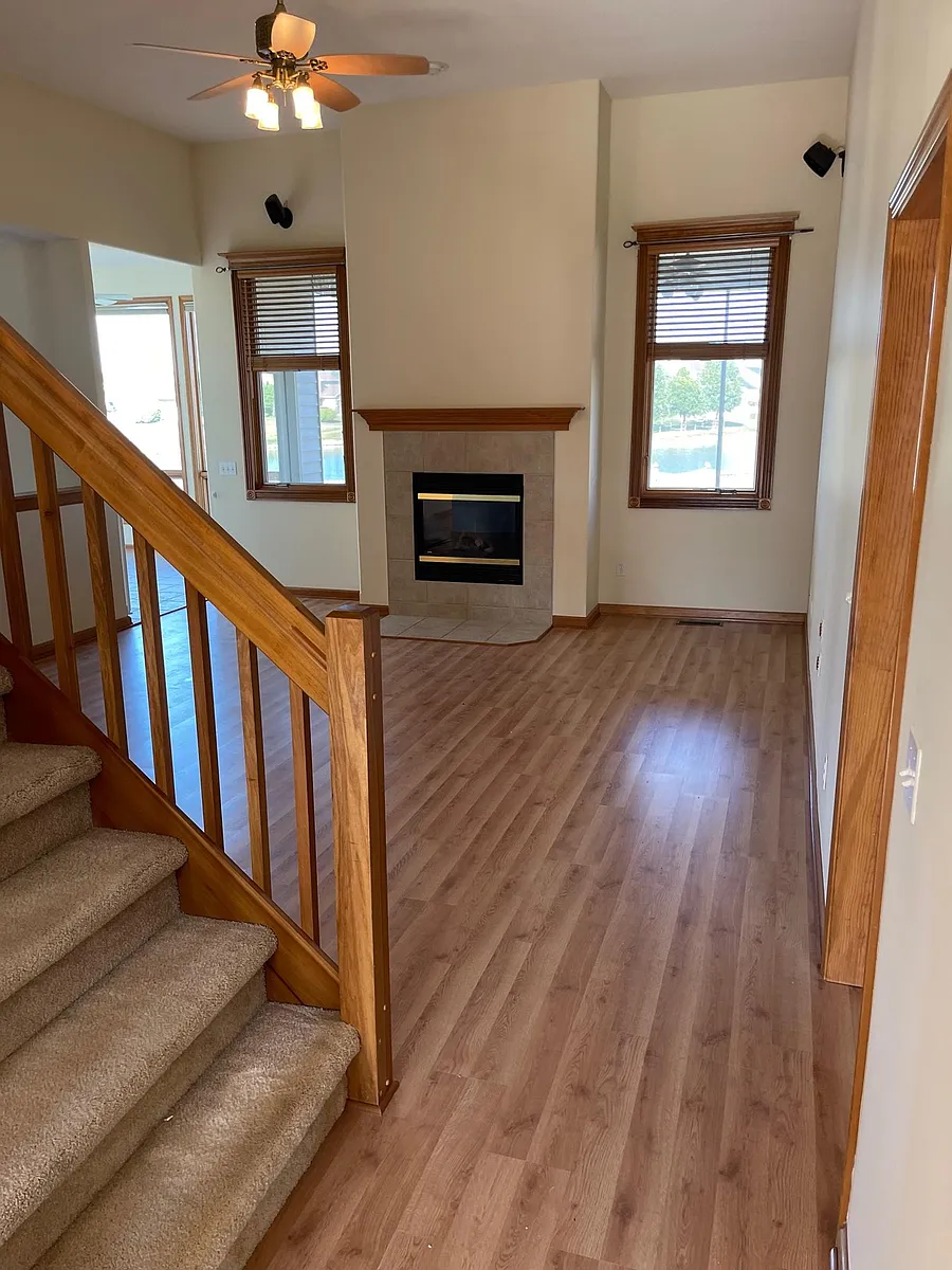 Building Photo - 3127 Shallowbrook Dr