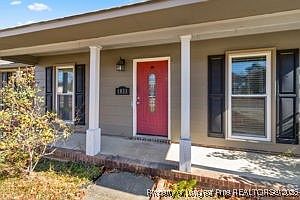 3rd image of 1033 Oakstone Dr