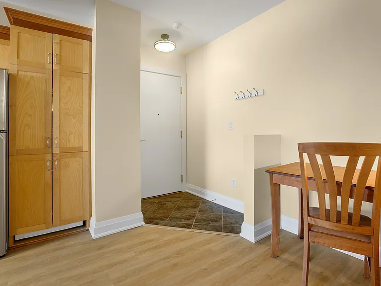 411 River Rd — Photo 13