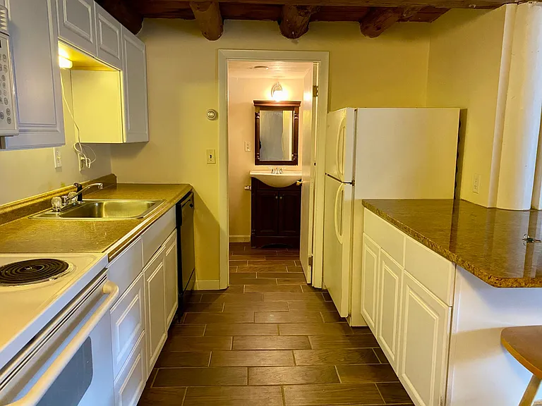 145 Main St #1 — Photo 16