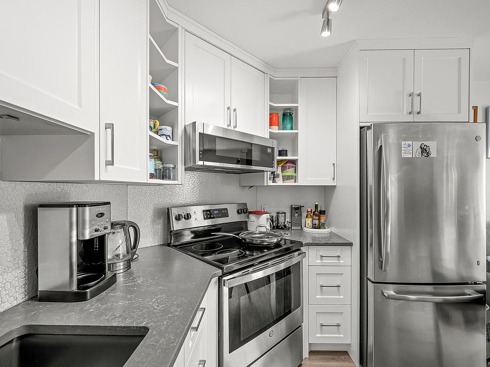 1st image of 1450 Tunner Dr #222