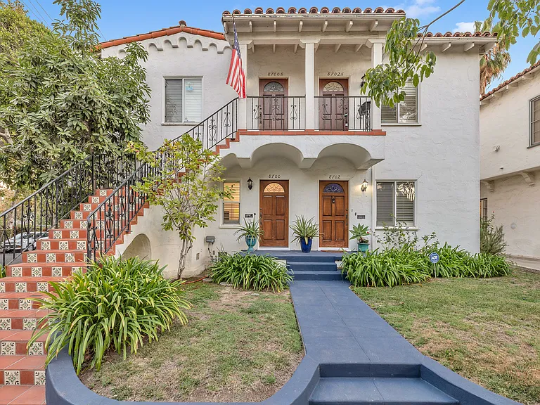 8700 Bonner Dr — Photo 33