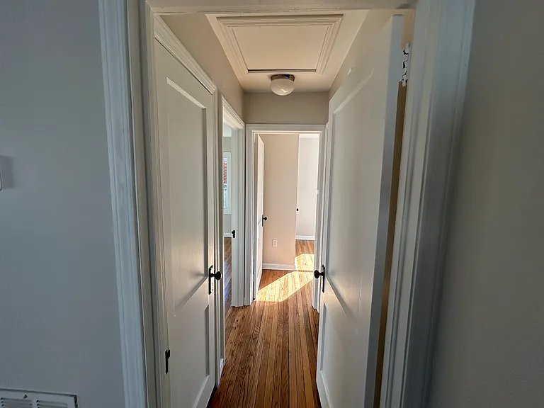 1537 Oak Ave — Photo 10