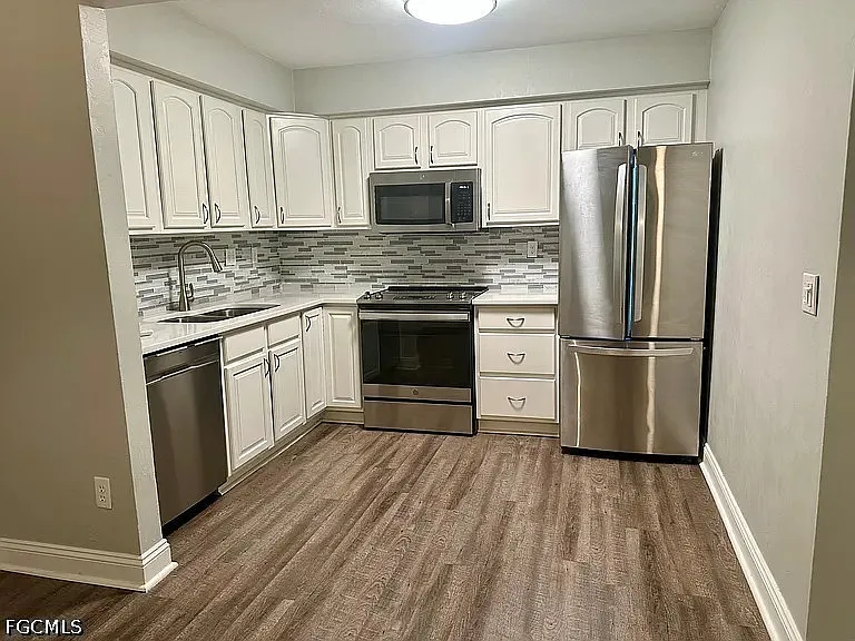 6168 Principia Dr #2 — Photo 5