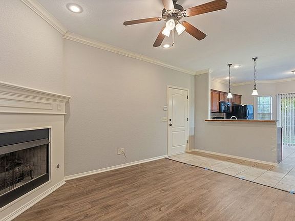 4th image of 2626 Arroyo Ave Unit 3