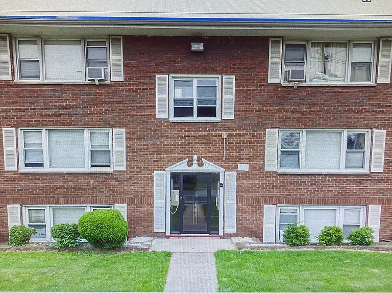 350 Elmora Ave #F — Photo 1