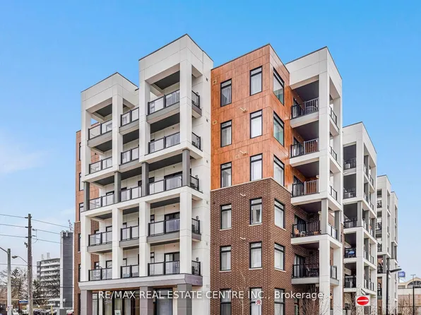 160 Canon Jackson Dr, Toronto, ON