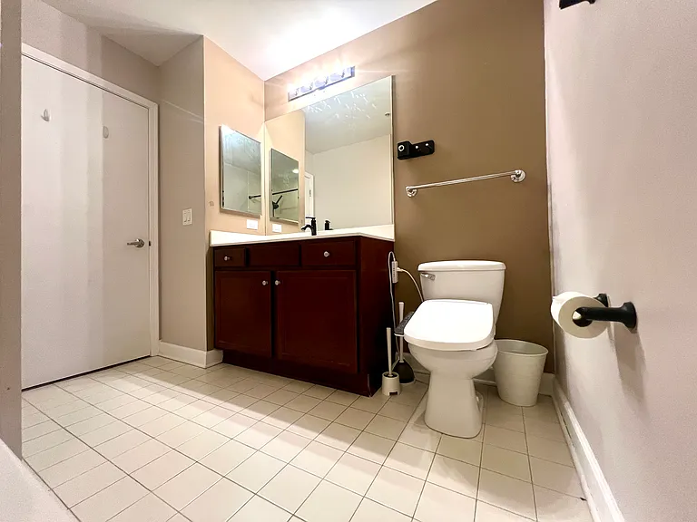 1901 S Calumet Ave #1111 — Photo 17