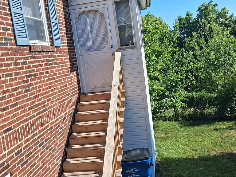 807 W Haymore St — Photo 2