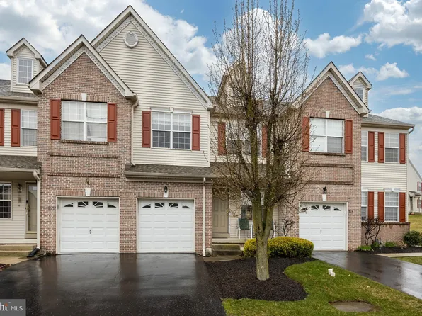 220 Larkspur Ln, Hatfield, PA 19440