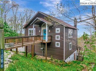 1066 Charter Hills Rd, Banner Elk, NC 28604