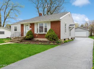 482 Longwood Ct, Chicago Heights, IL