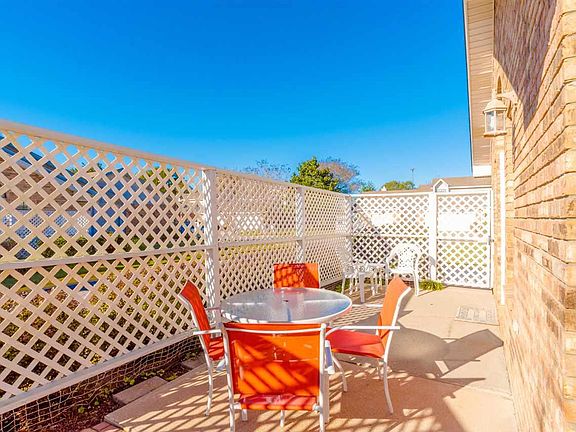5th image of 5051 Grande Dr APT J1