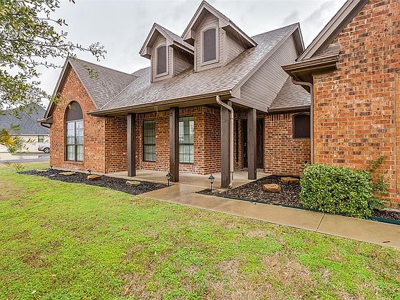 4th image of 202 Savannah Dr