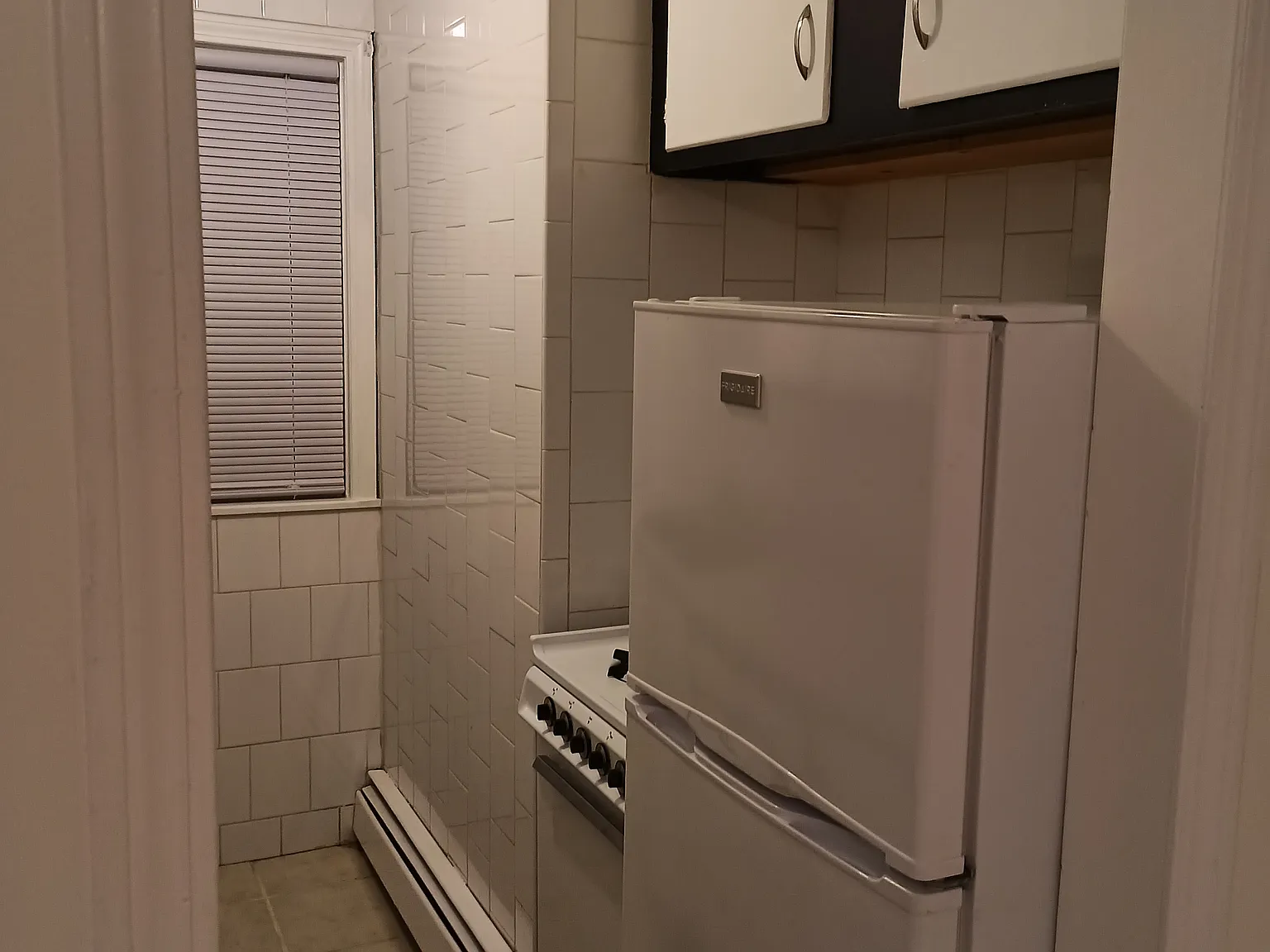 1 bed, 700 sqft, $1,100 — Photo 3