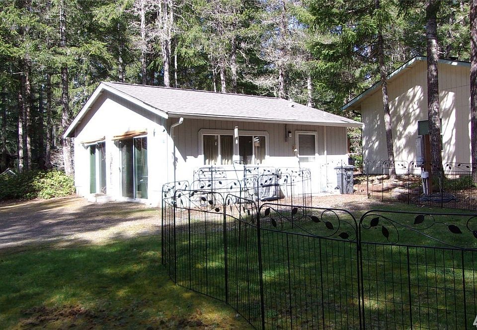 1st image of 411 N Mountain View Dr
