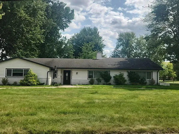 3245 Middlebury Ln, Bloomfield Hills, MI 48301
