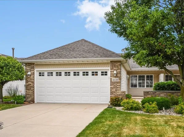 1638 Dogwood Dr, Crown Point, IN 46307