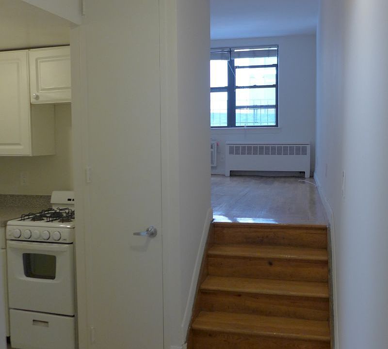 1st image of 104 E 31st St APT 2C