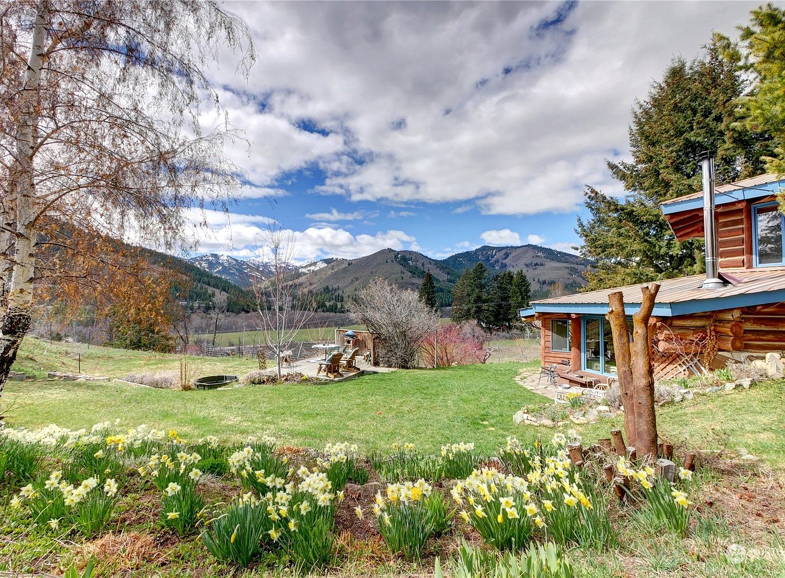 338 Twisp River Road, Twisp, WA 98856 Zillow