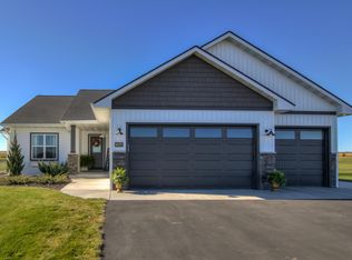 N4571 933rd St, Elk Mound, WI 54739