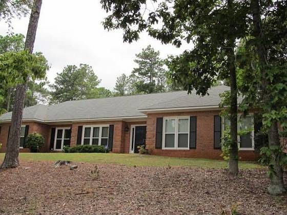 2nd image of 230 Ashford Cir