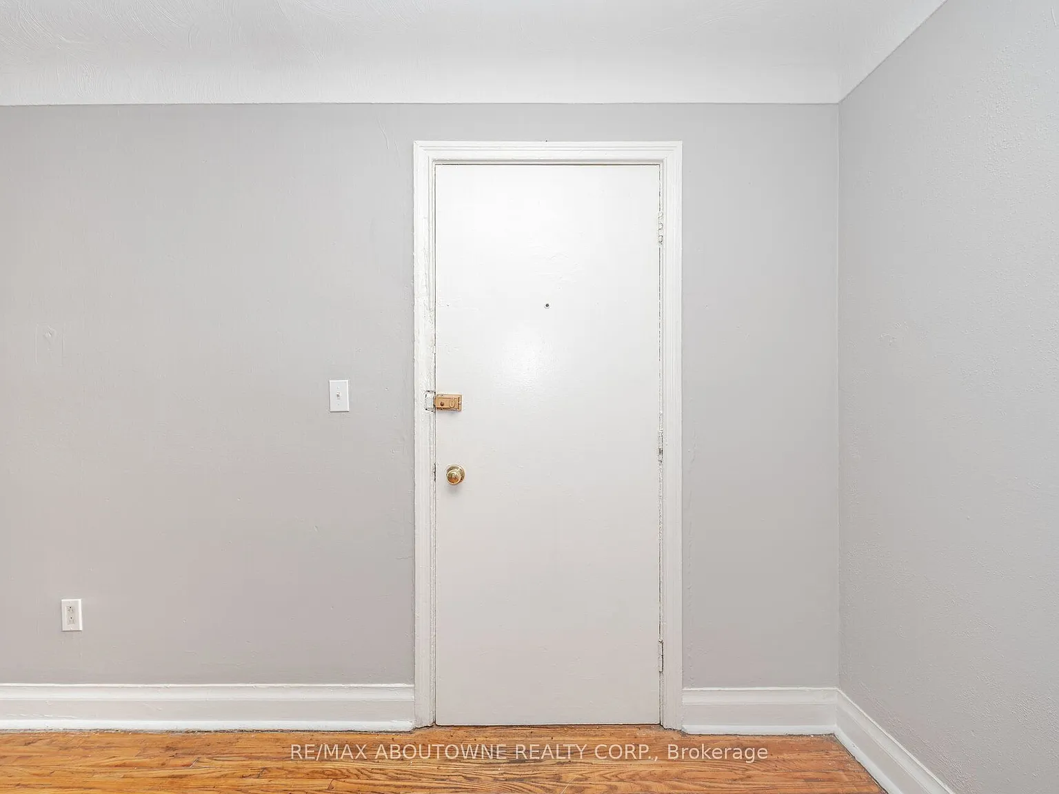 2 bed, $2,050 — Photo 4