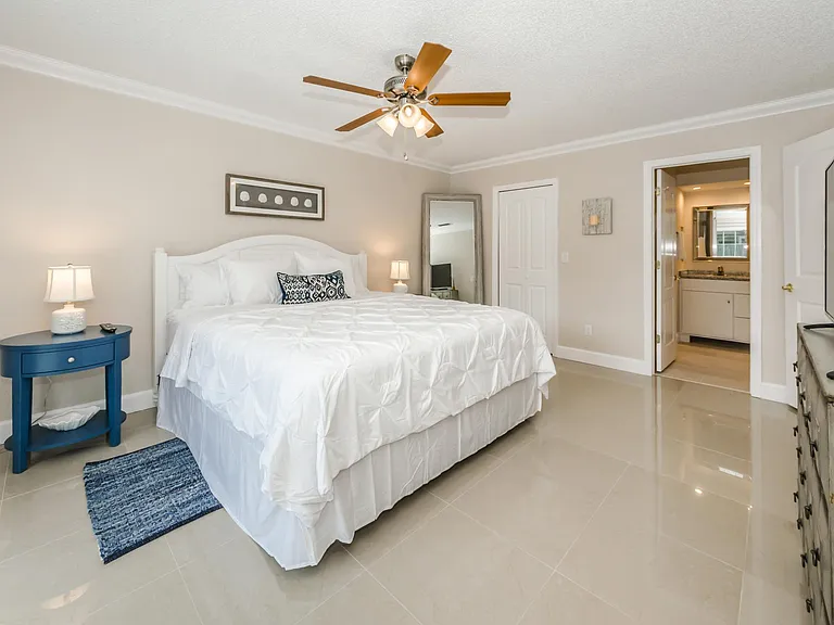 3374 Hyde Park Dr — Photo 11