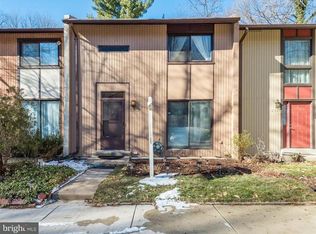 2382 Cloudcroft Sq, Reston, VA 20191