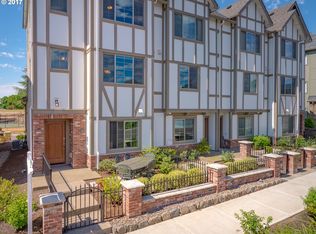 29081 SW Costa Cir W, Wilsonville, OR 97070