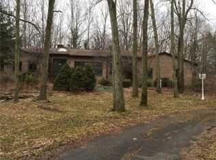 240 Kirk Rd, Rochester, NY 14612