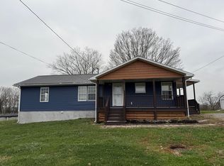 1543 W Tunnel Hill Rd, Owingsville, KY 40360