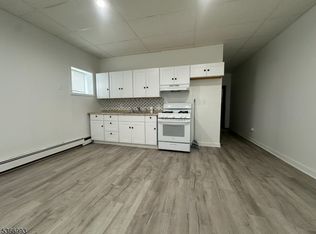 52-54 Stuyvesant Ave, Lyndhurst, NJ 07071