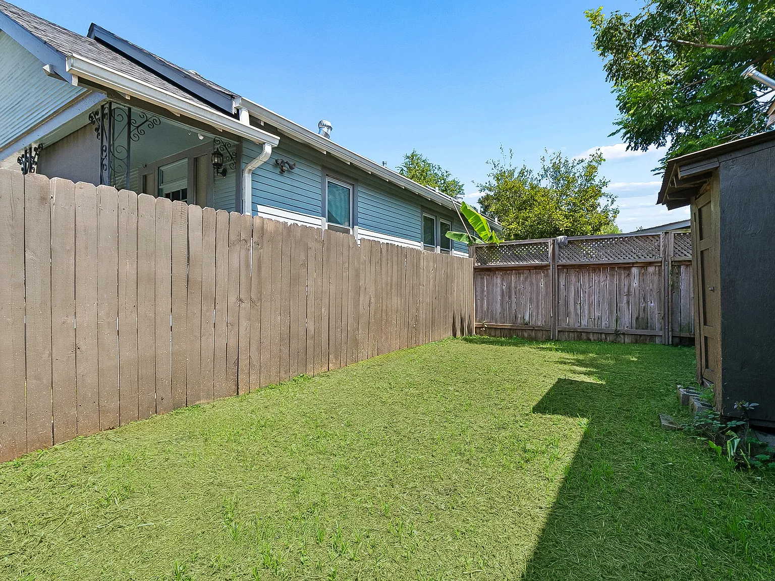 4233 S Tonti Street — Photo 4