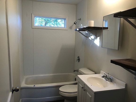 Bathroom_11222022