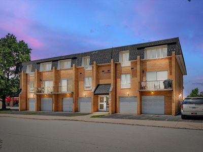9741 S Cicero Ave APT 1A, Oak Lawn, IL, 60453