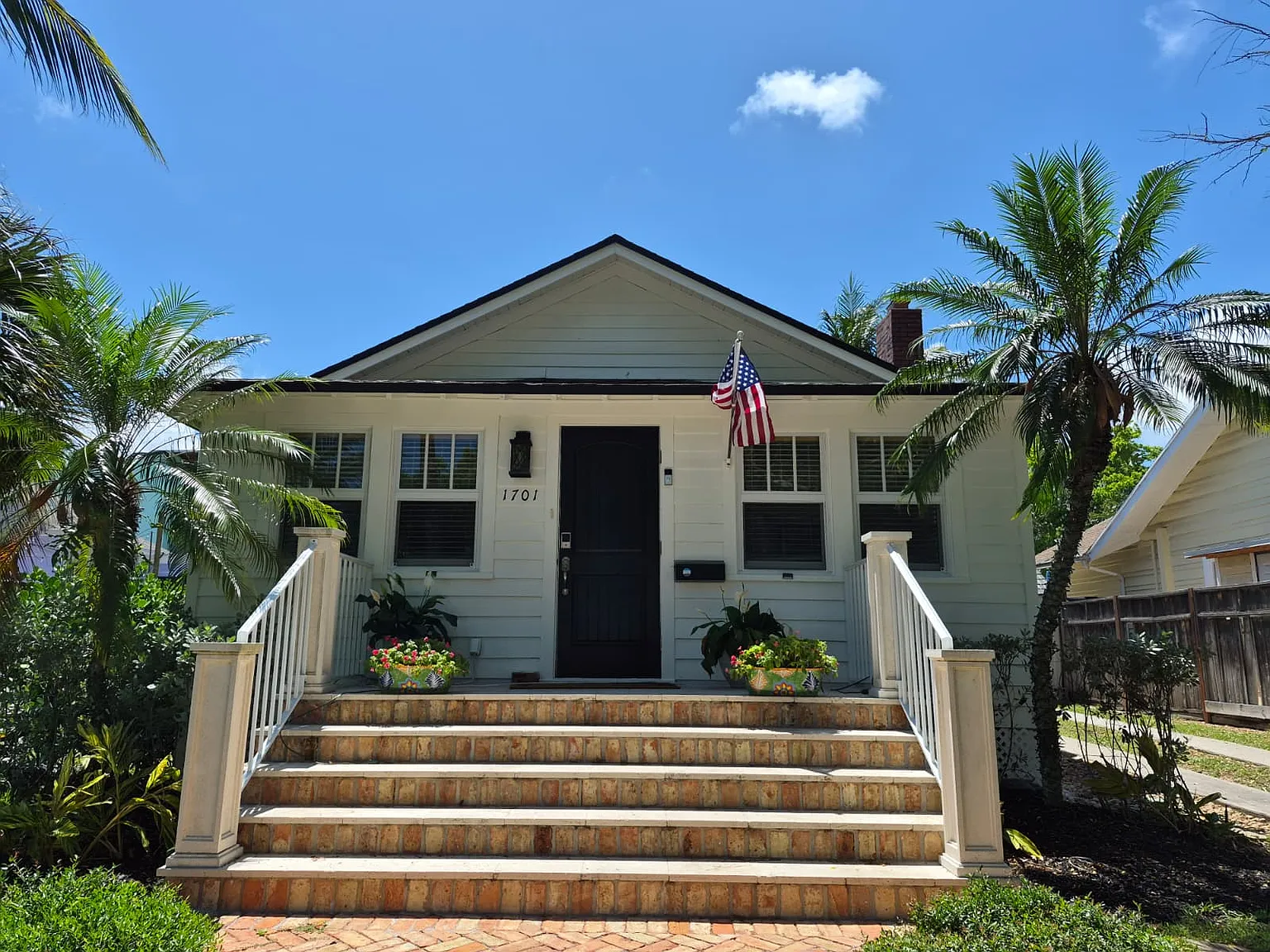 3 bed, 1580 sqft, $11,500 — Photo 4