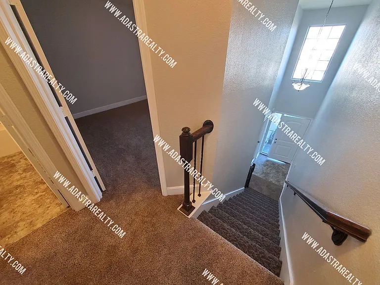 8318 N Spruce Ave — Photo 13