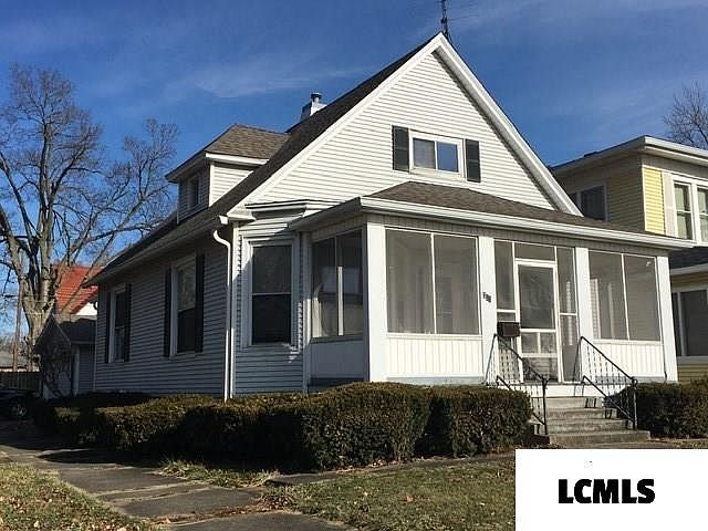 1st image of 300 Pekin St