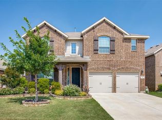 5916 Paddlefish Dr, Fort Worth, TX 76179