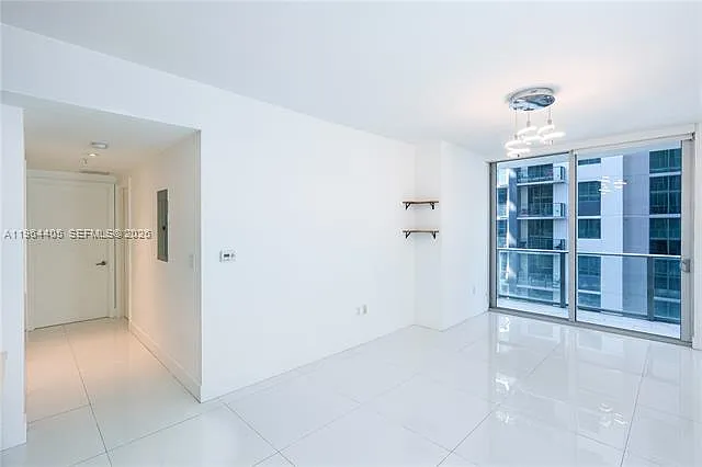 1010 SW 2nd Ave #606 — Photo 3