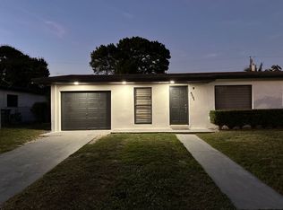 8001 SW 11th St, Miami, FL 33144