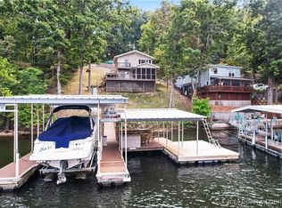 905 Lucy Rd, Lake Ozark, MO 65049