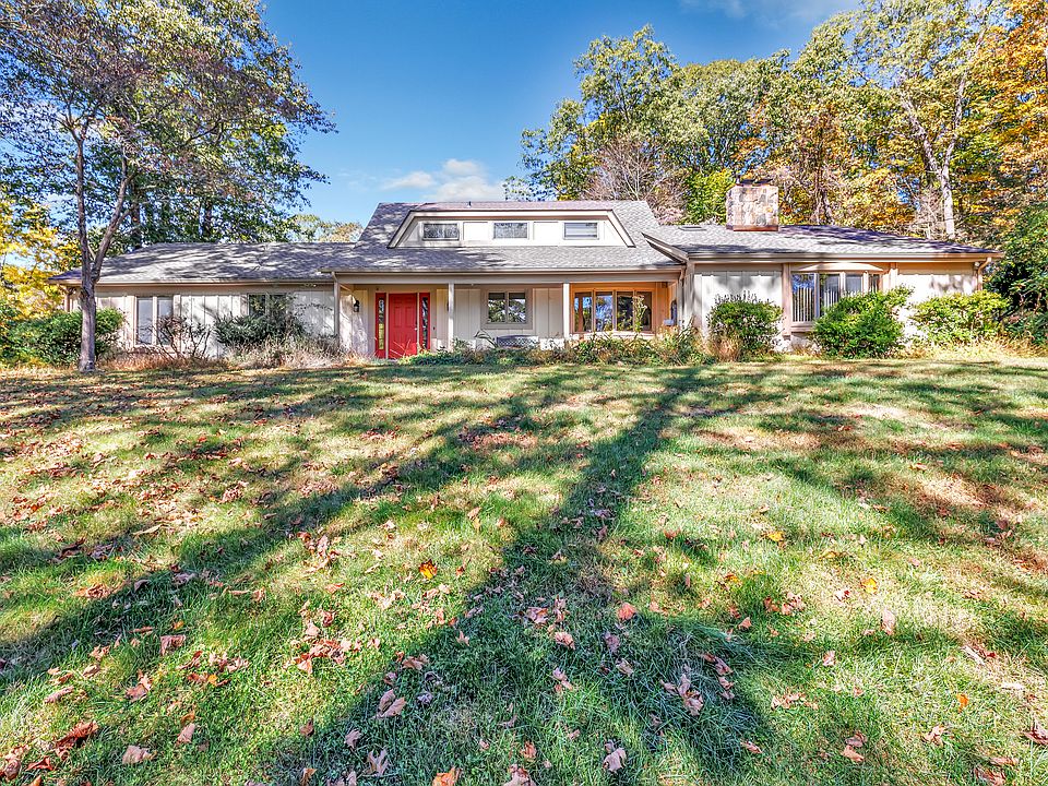 1st image of 65 Cloverdale Avenue