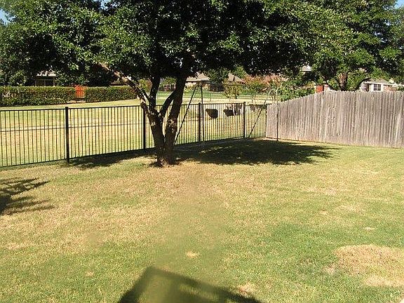 5th image of 3805 Lake Country Dr