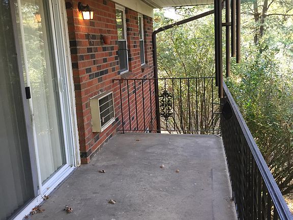 5th image of 914 Garnet Dr Fl 2nd