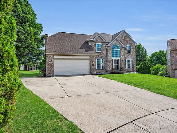 2nd image of 2125 Deer Meadow Dr